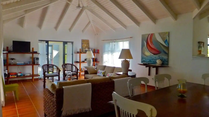 Beachfront Villa Rental in North Caicos